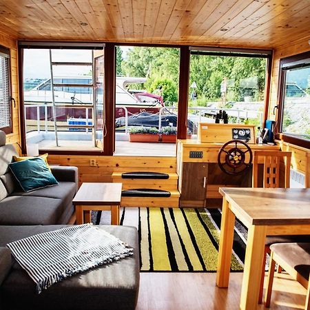 Hotel Houseboat Bonanza Prag Exterior foto