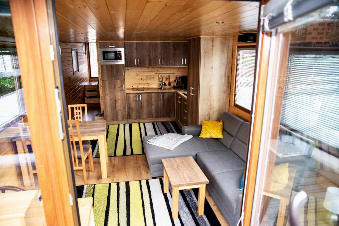 Hotel Houseboat Bonanza Prag Exterior foto