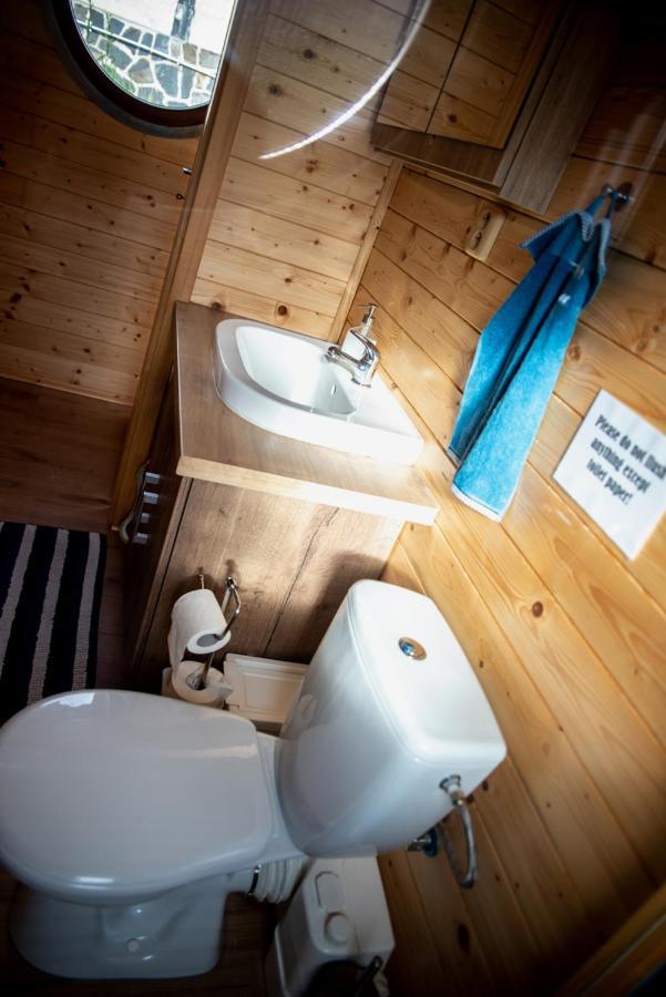 Hotel Houseboat Bonanza Prag Exterior foto